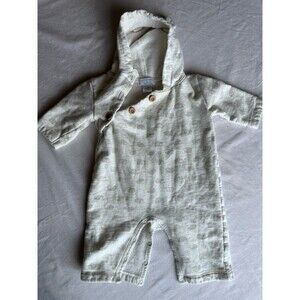 Feather Baby Pima Cotton 3-6M Romper Organic Gray Hedgehog Print Wooden Buttons